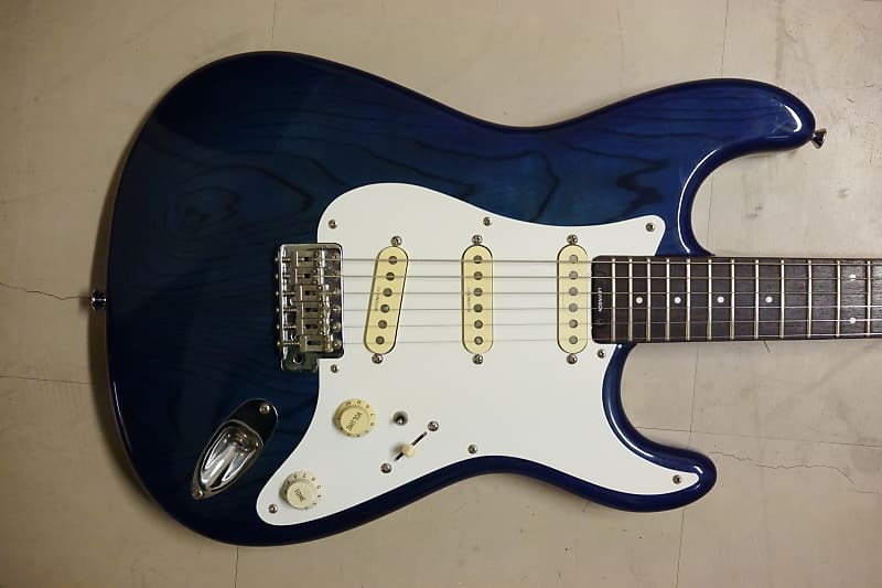 HardRelic Blade Levinson R-2 シースルーダルブルー HardRelic Blade Levinson R-2 シースルーダルブルー - メルカリ