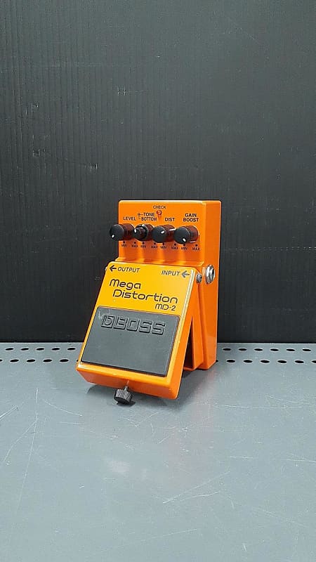 Boss MD-2