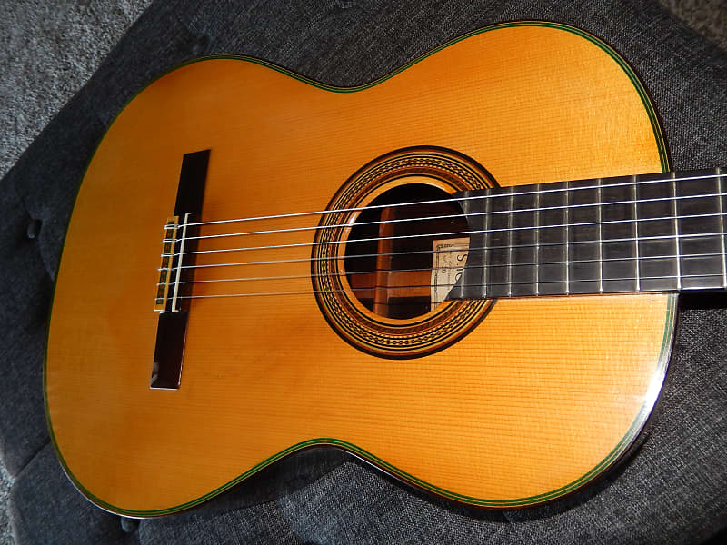 MADE IN 1983 - SHUNSUKE YOKOO No30 - TERRIFIC KOHNO CLASS CLASS CLASSICAL  CONCERT GUITAR - BRAZILIAN ROSEWOOD