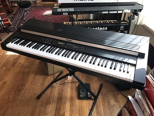 Roland Rhodes MK-80 Weighted-Action 88-Key Digital Piano c