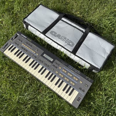 Casio CZ-101 49-Key Synthesizer 1985 - 1988 - Black