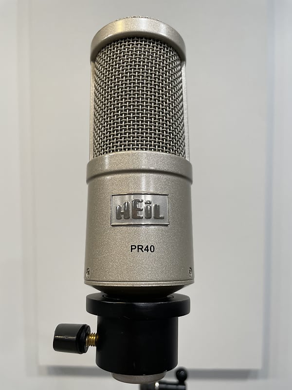 Heil Sound PR 30B Dynamic Supercardioid Studio Microphone (Matte Black)