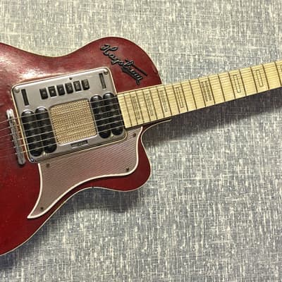 Hagstrom P-46 DeLuxe 1961  - Red Sparkle image 1