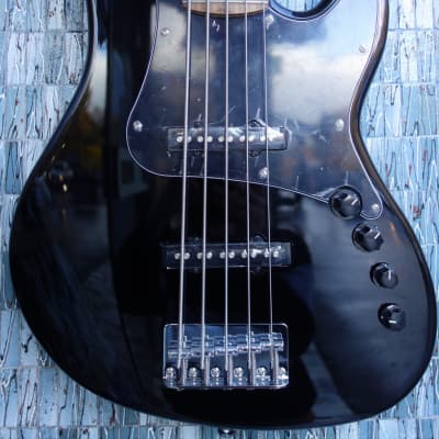 Cort GB35-JJ 5-String Bass, Black image 2