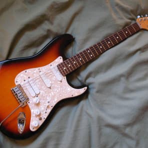 1991 Fender American Deluxe Stratocaster Plus (customized to Ultra) Sunburst (Pleked) image 7