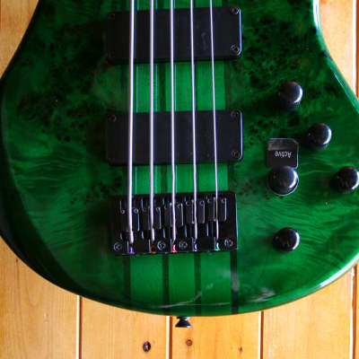 Inyen IBP-500 5 String Bass Guitar - Trans Green *Showroom Condition image 8