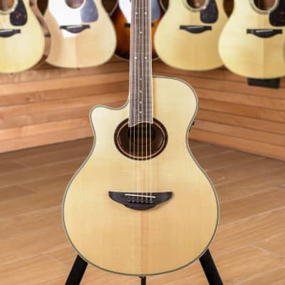 Yamaha APX-700 II Lefty Natural for sale