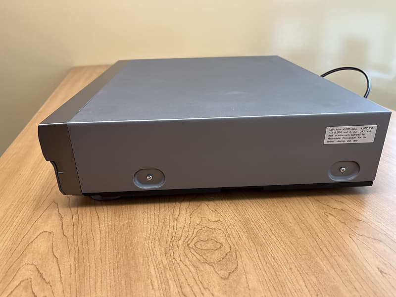 JVC SR-VS30 Video Cassette Recorder Mini-DV S-VHS Tested and JVC SR-VS30 Video Cassette Recorder Mini-DV S-VHS Tested and