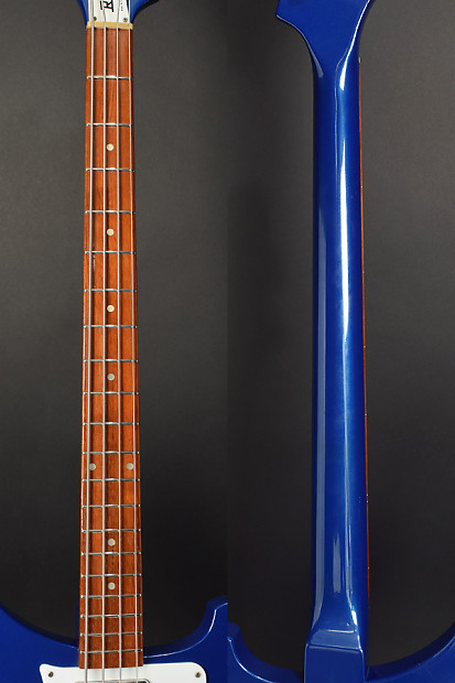 Rickenbacker 4001 V63 Midnight Blue