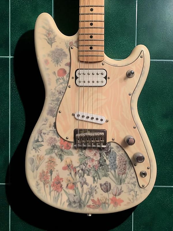 Fender Shawn Mendes Foundation Musicmaster | Reverb Canada
