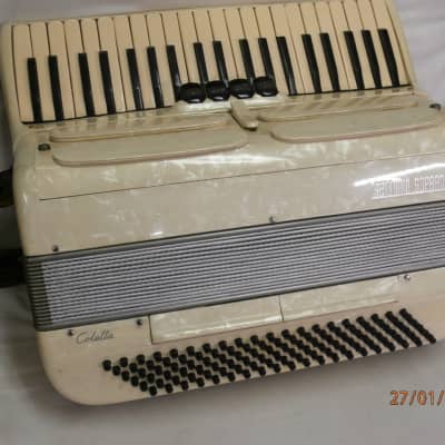 Settimio Soprani Coletta piano accordion 120 bass mod 703/78-- 1965-1975 Cream marble image 8