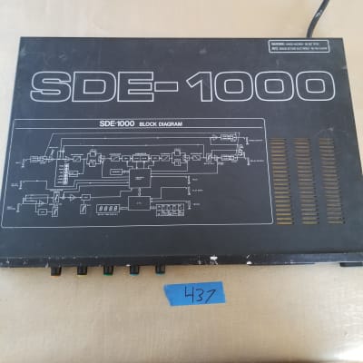 Roland SDE-1000 Digital Delay | Reverb