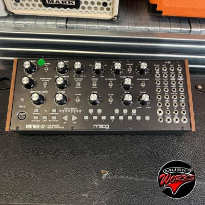 Moog MOTHER-32 + SOFTCASE image 2