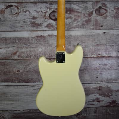 Fender Musicmaster II with Rosewood Fretboard 1966 - Olympic White image 4