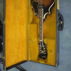 Gibson Florentine Mandolin 1962 Sunburst in Excellent all original condition image 1
