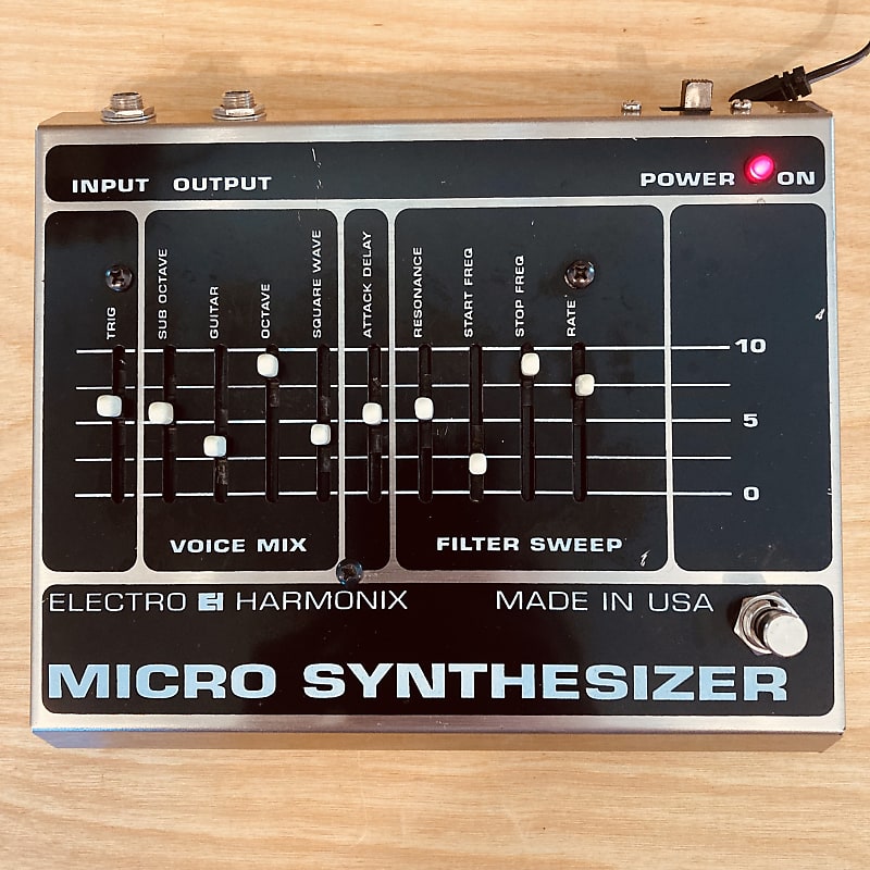 Electro-Harmonix Micro Synthesizer