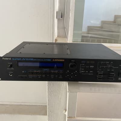 Roland JV-1080 64-Voice Synthesizer Module 1994 - 2001 - Black