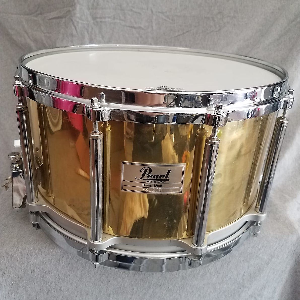 Pearl B-9114ED Free-Floating Brass 14x8 Snare Drum
