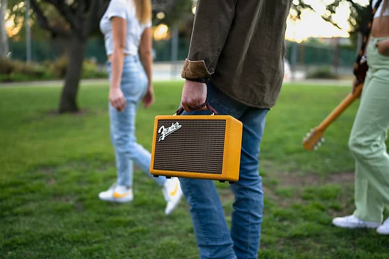 Fender Audio Indio2 Bluetooth Speaker - Tweed | Reverb Fender Audio Indio2 Bluetooth Speaker - Tweed | Reverb