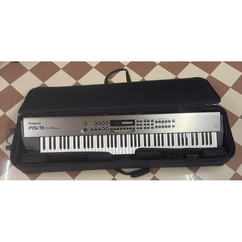 Roland RS-9 88-Key 64-Voice Synthesizer 2001 - 2003