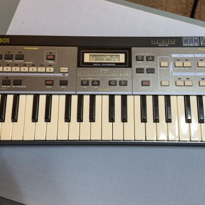 CASIO CZ-101 with CASE, POWER SUPPLY, RAM, BOOKS IN BEAUTIFUL CONDITION!!! PICS!