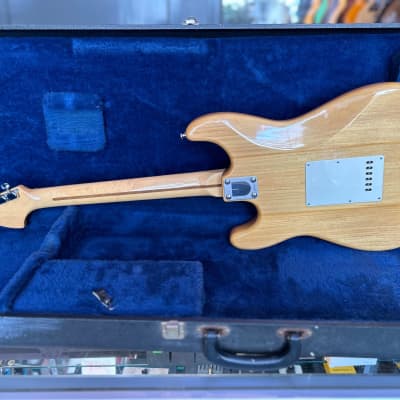 Univox Ripper 1970s Electric Guitar Natural image 16