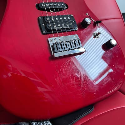 ESP Snapper 2000’s Trans Blood Red image 2