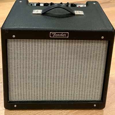 Fender Blues Junior 15-Watt 1x12