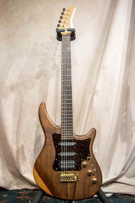 Varita Custom Guitar Wedge image 1