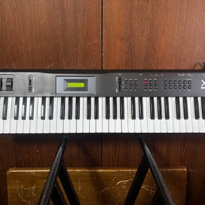 Korg X5D MUSIC SYNTHESIZER 01/w series w/ bag power supply New internal battery!