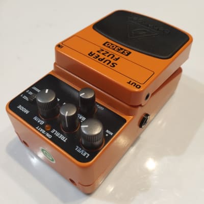 Behringer SF300 Super Fuzz Pedal 2010s - Standard image 5