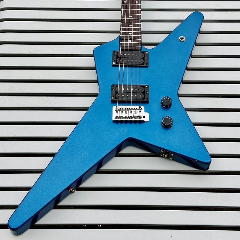 ★Hurricane★ by Morris エレキギター Hurricane by Morris HSS Superstrat w/Kahler (Black) | Reverb