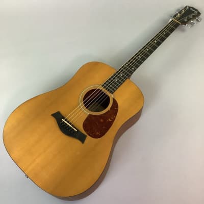 Taylor 110 (2003 - 2013) | Reverb Canada