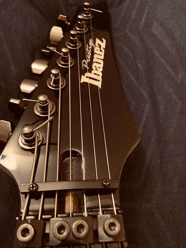 Ibanez RG2027X prestige 7 string guitar piezo