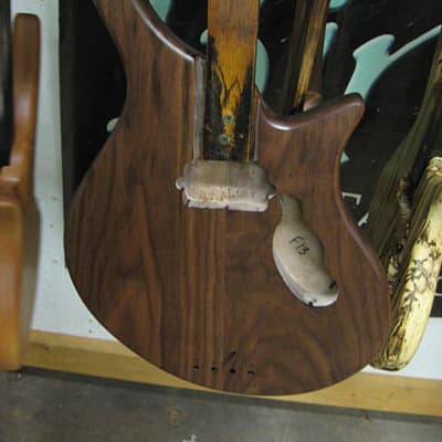 Birdsong Fusion - hand made short scale bass - 2010 - 4 string image 22