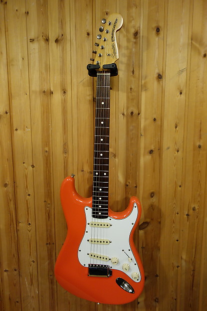 Squier JV Stratocaster 1983 Fiesta Red