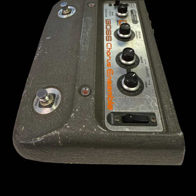 Boss CE-1 Chorus Ensemble | Reverb