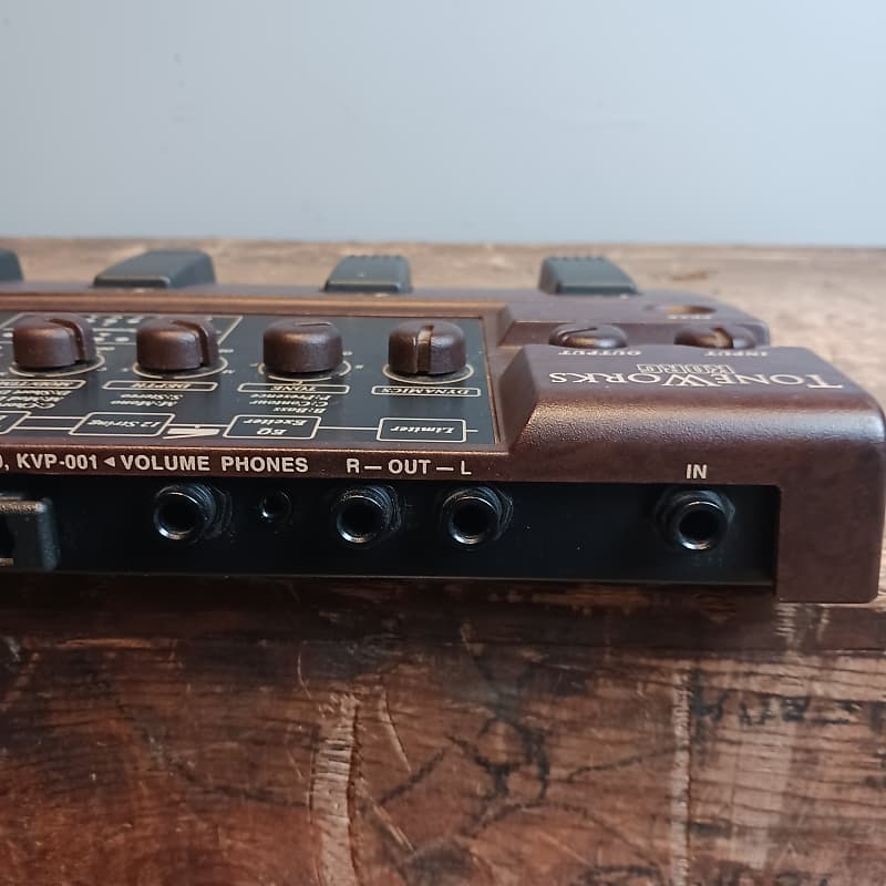 Korg ToneWorks G2 Acoustic Guitar Processor | Reverb