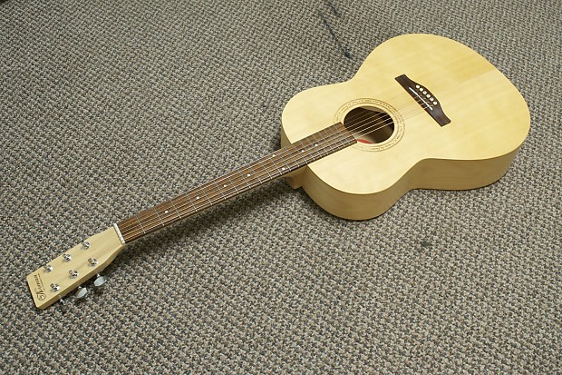 New Norman Expedition Folk SG Acoustic Guitar Natural Floor