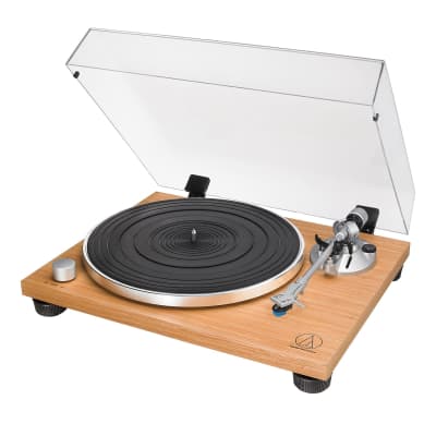 Audio-Technica AT-LPW30TK Fully Manual Belt-Drive Turntable image 2