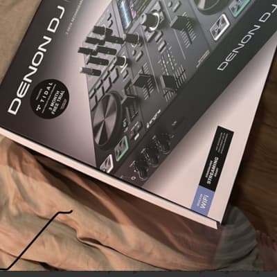 Denon Prime Go 2-Channel Rechargeable Smart DJ Console 2020 - Present - Black image 2