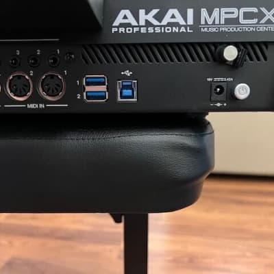 Akai Professional MPC X Standalone Sampler and Sequencer including Case and free small Akai Keyboard image 17