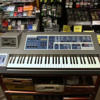 E-MU Systems Emulator II 61-Key 8-Voice Sampler Workstation 1984 - 1988 - Black