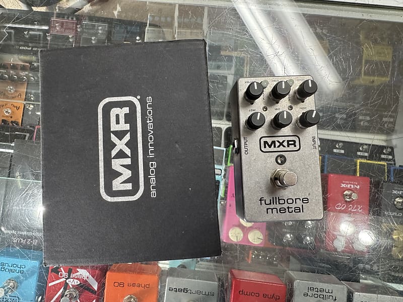 MXR M116