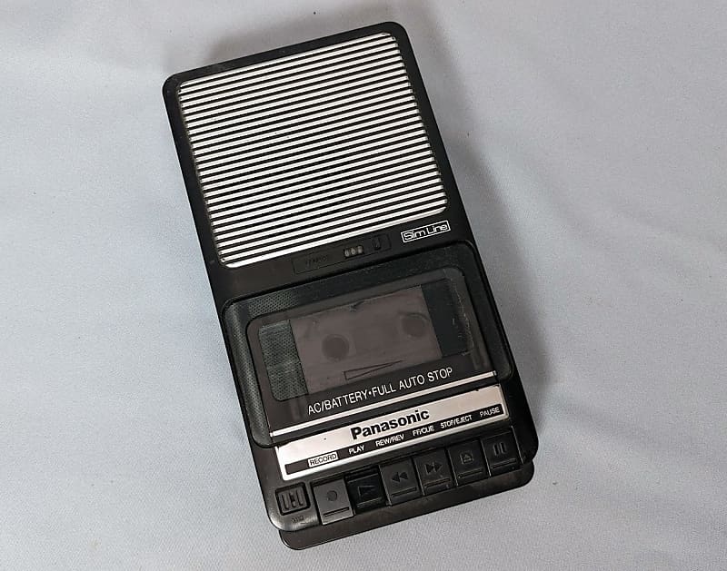 Panasonic Model RQ2102 Slim Line Portable Cassette Player Reverb