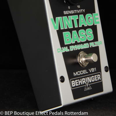 Behringer VB1 Vintage Bass Dual Dynamic Filter 2009 s/n S0700186505 image 2