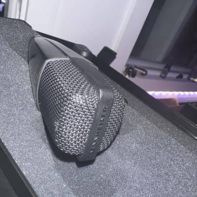 Sennheiser MD 421 II Cardioid Dynamic Microphone 2002 - Present - Black image 2