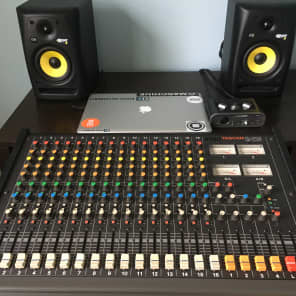 Tascam M-216 Analog Mixer | Reverb Tascam M-216 Analog Mixer | Reverb