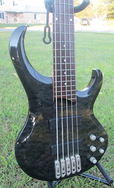 Ibanez BTB-405QM キルトトップ アクティブ 5 弦 ベース Ibanez BTB405QM 5-String Electric Bass Guitar - See Thru