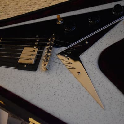 Gibson '58 Flying V 2021 Cookies and Cream 1 of 1 image 25